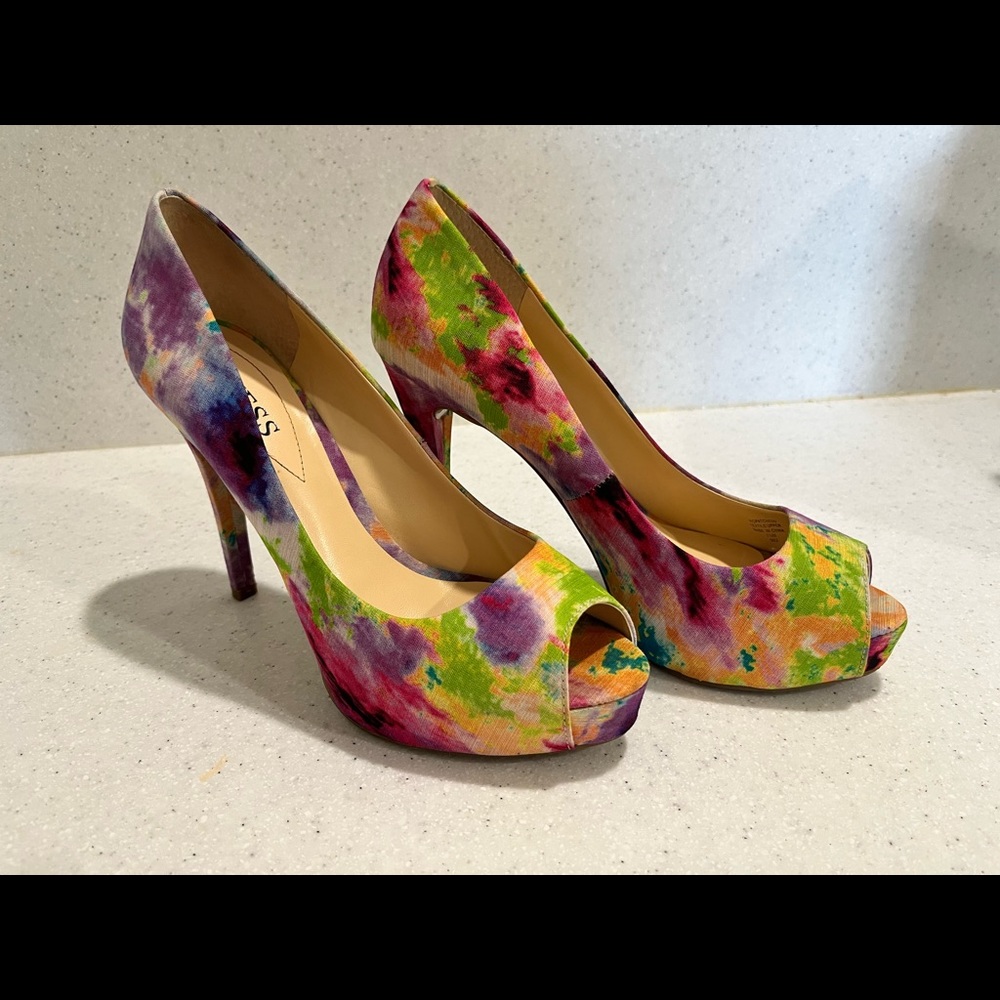 Guess peep-tow stilettos - bright colored Spring high heels size 7.5